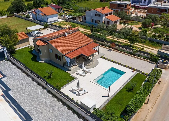 Casa Lumi