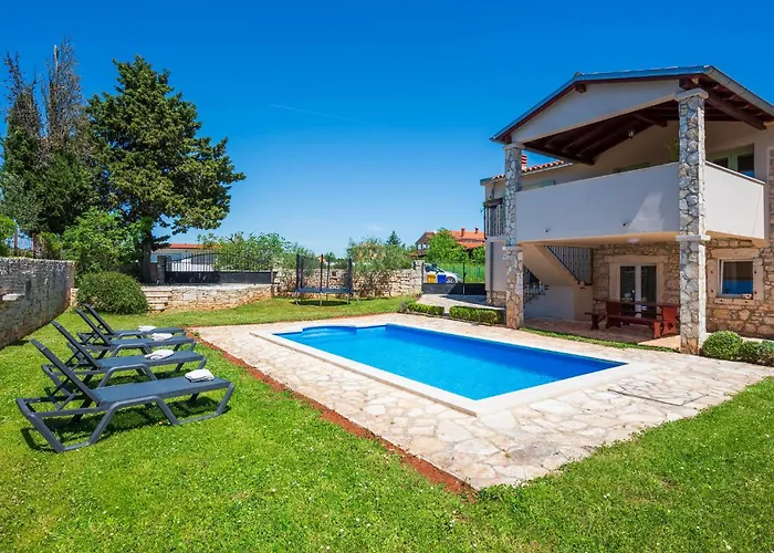 Holiday Home Vodnjan With A Fireplace 203