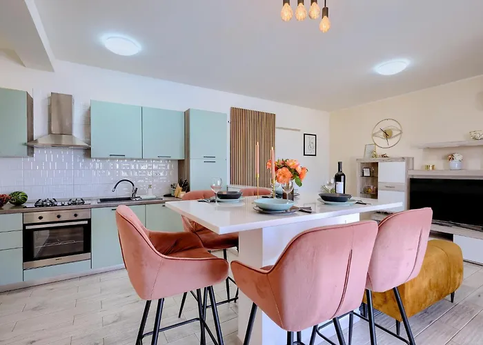 Two-Bedroom Holiday Home In Vodnjan