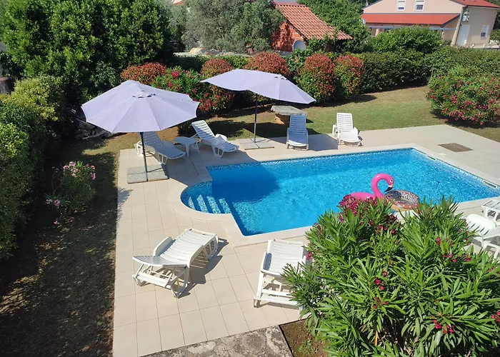 Villa Bijoux, Private Pool, 500M To The Sea And Two Apartments For Two Families